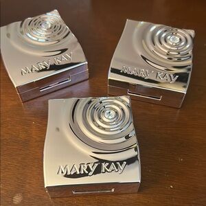Mary Kay Rose Gold and Pink mini-Compact  holds Makeup